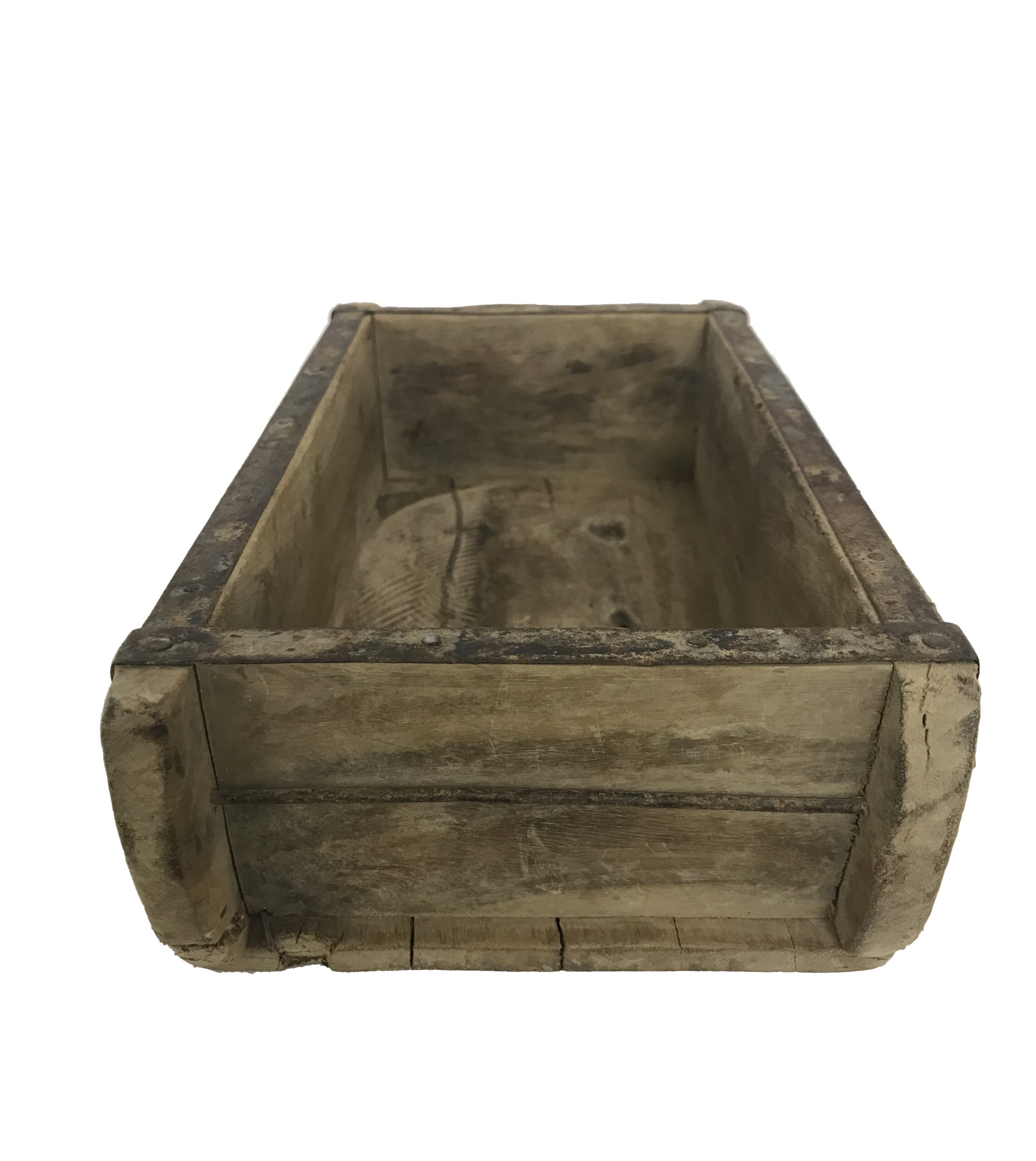 alte-ziegelform-aus-teakholz_vintage_holzkiste-mit-metallbeschlägen_unikat_gruenzimmer-shop-gruenzimmer-strandkoerbe-und-gartenmoebel_side